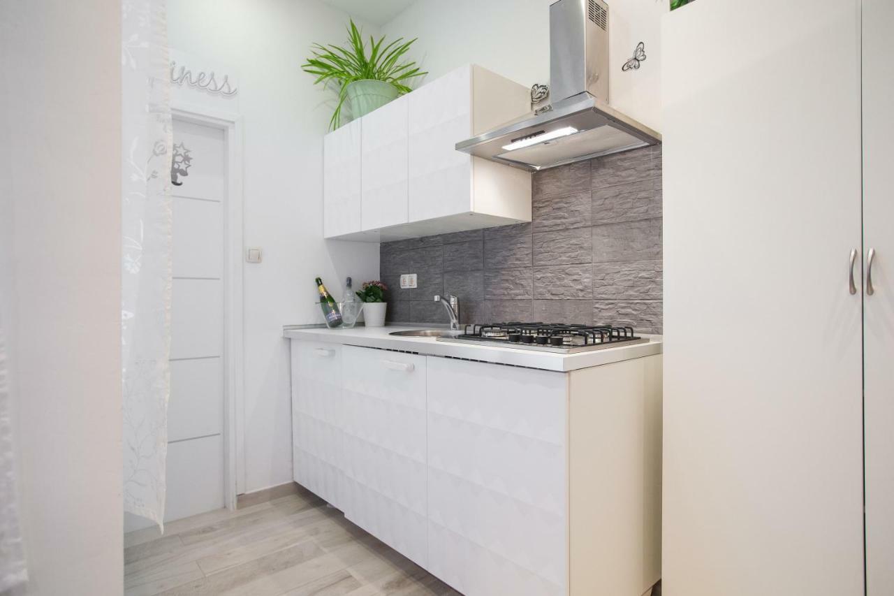 Apartman Pierre Загреб Екстер'єр фото